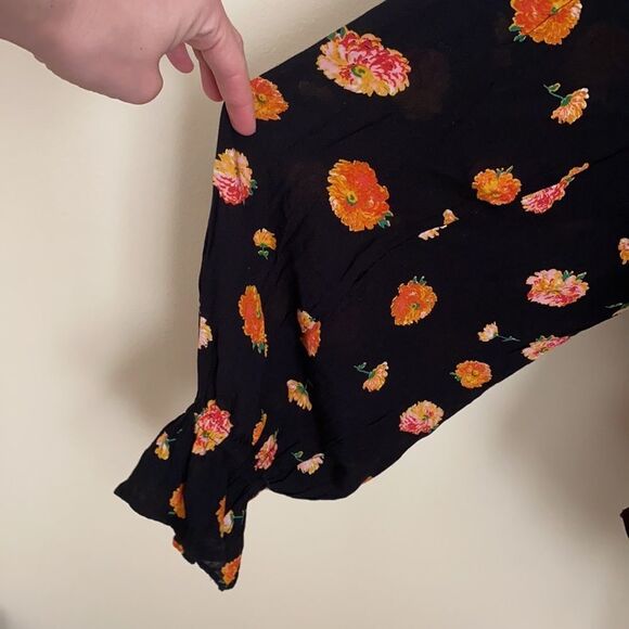 NWT Free People Poppy Floral V-neck Bodysuit Sz M - Picture 13 of 16